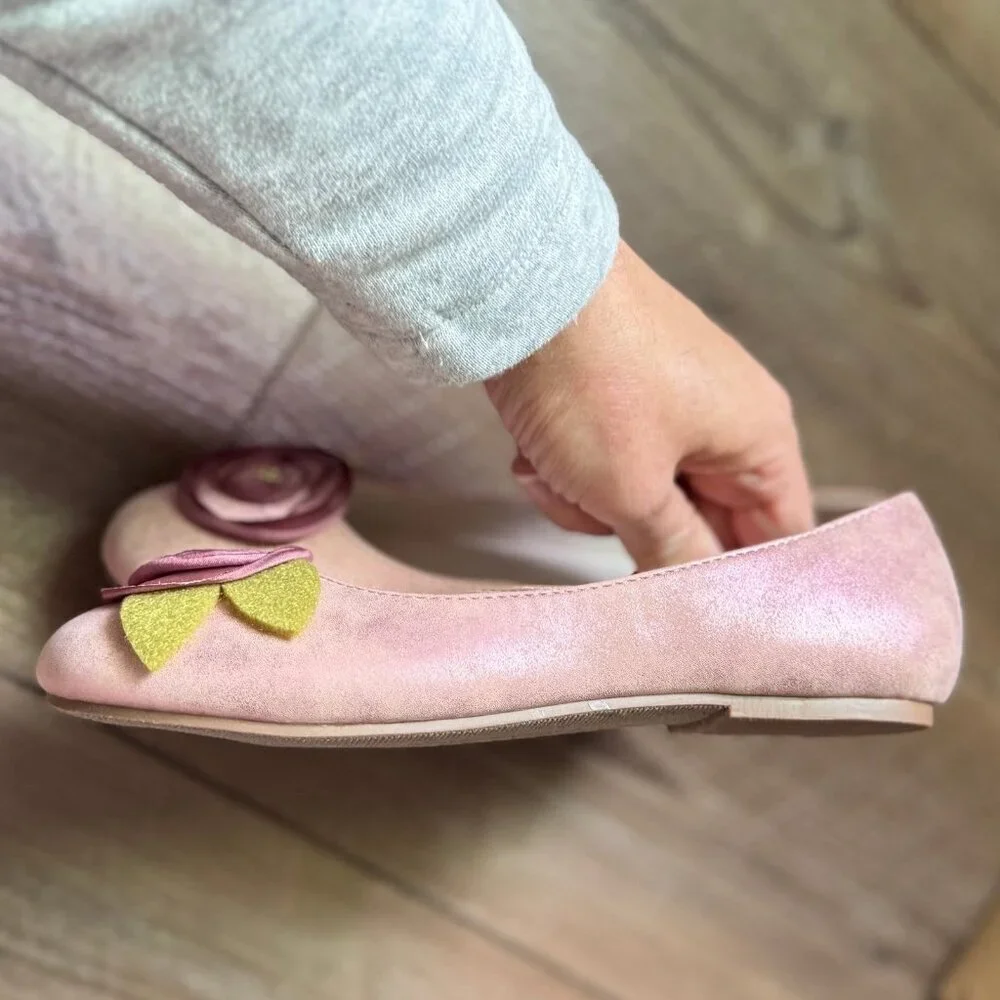 NIB Joyfolie Girl Charlotte flats shoes in Rose 2Y size 2